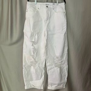 white balloon jeans